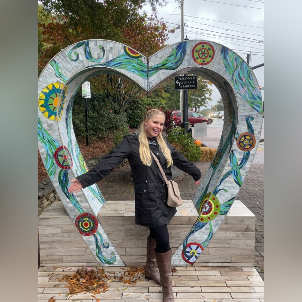 Meet your Posher, Sara